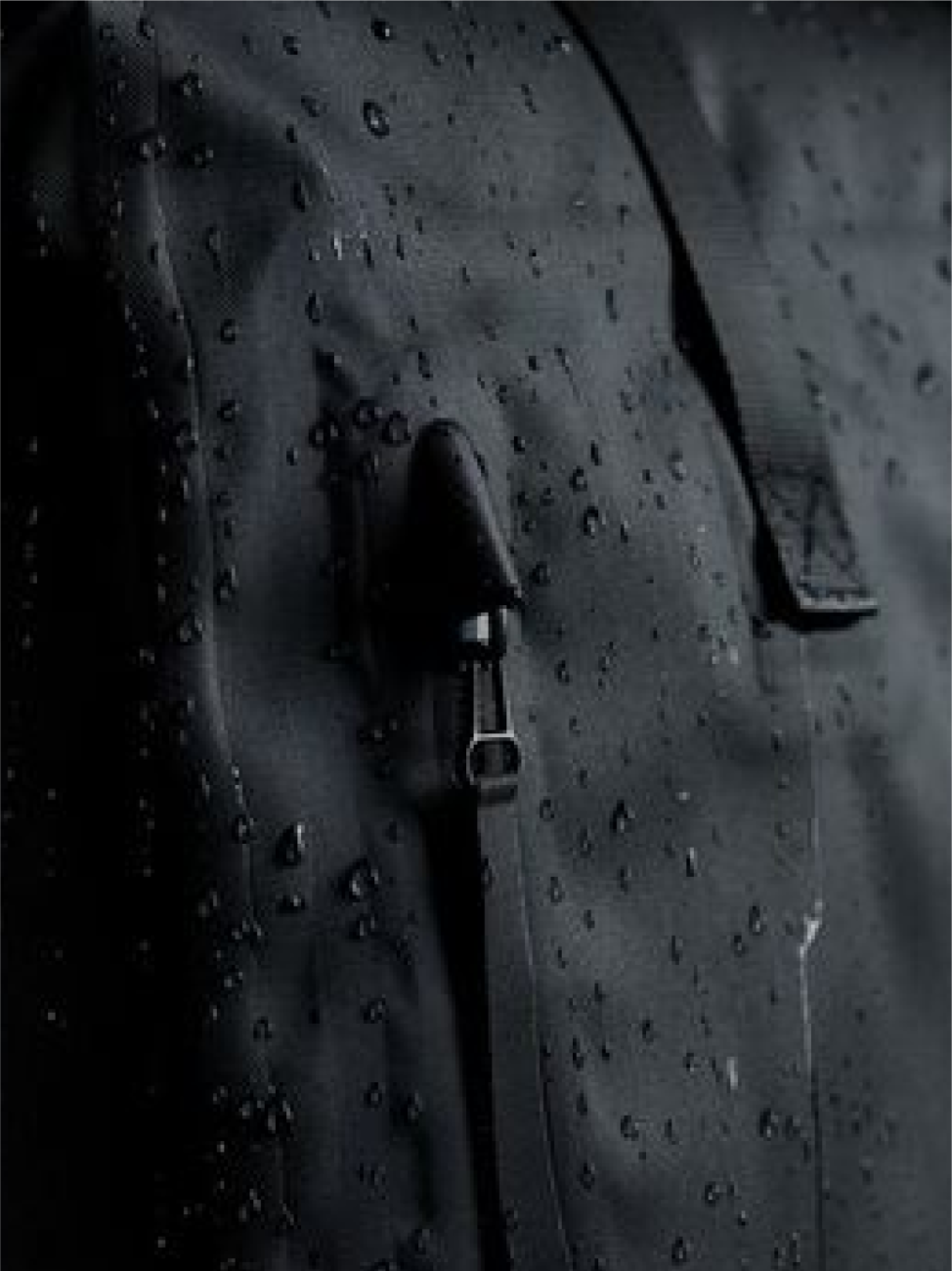 Lehký voděodolný rolovací batoh