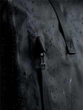 Lehký voděodolný rolovací batoh