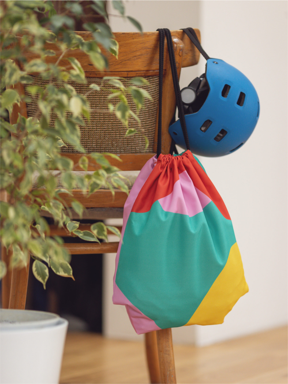 Stahovací batoh z recyklovaného polyesteru