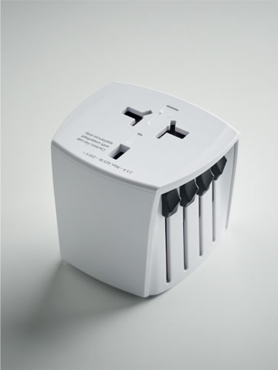 Univerzální SKROSS® cestovní adaptér