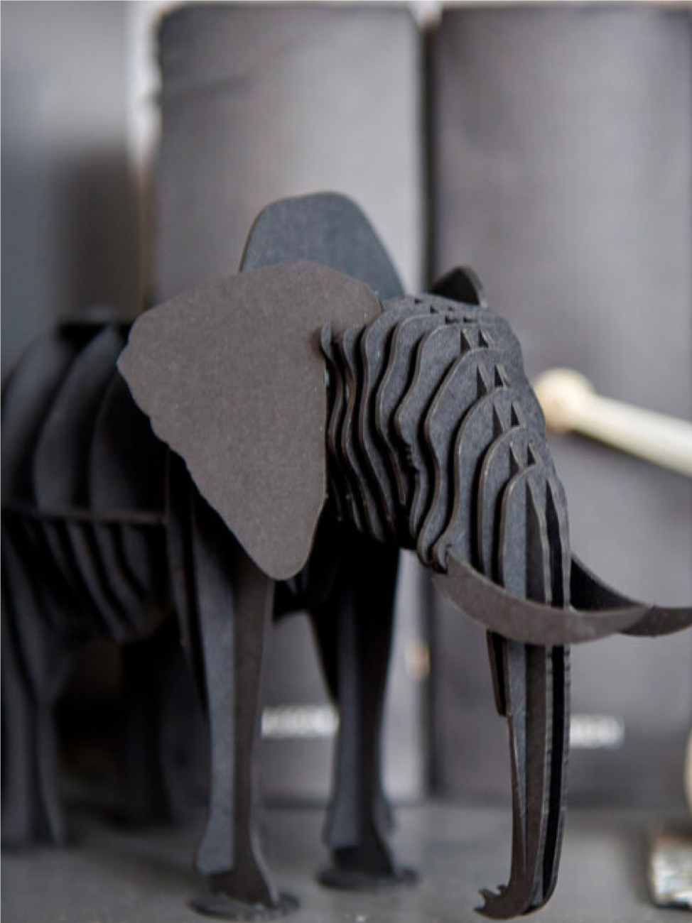 Zakázková stavebnice z kartonu