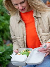 Praktický box ze 3 kusů s příborem