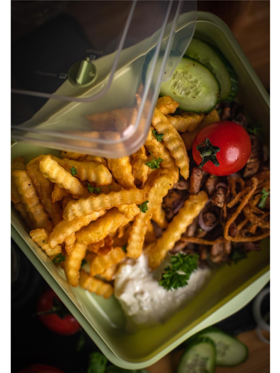 Hranatý lunchbox do chladničky i mikrovlnky