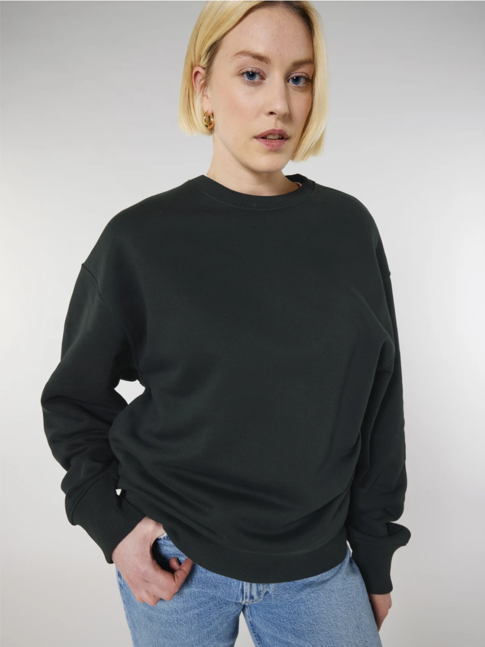 Volná crewneck mikina Stanley/Stella