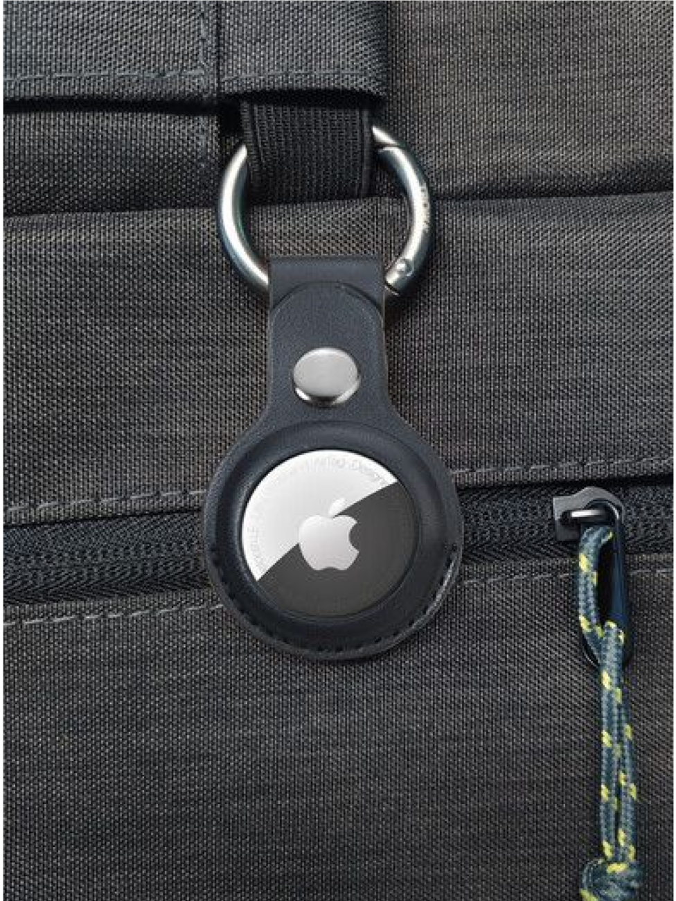 Koženkové pouzdro na AirTag® s karabinou