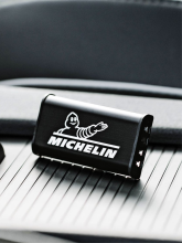 Hliníková vůně do auta