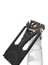 Kapesní multitool ve tvaru karty