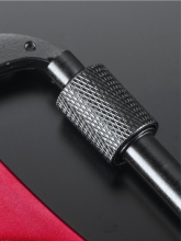 Kapesní nůž s karabinou