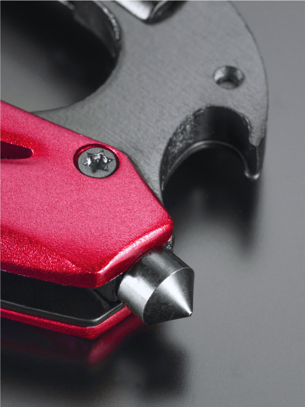 Kapesní nůž s karabinou