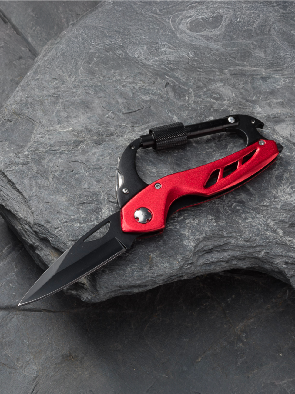 Kapesní nůž s karabinou