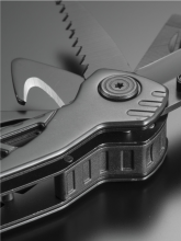 Multitool s kleštěmi z titanu