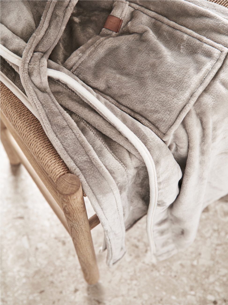 Plyšový župan VINGA s kapucí